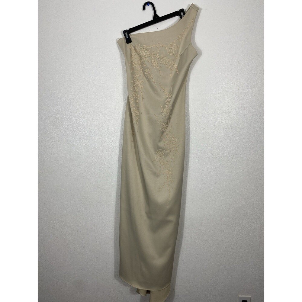 Eureka One Shoulder Beige Embroidered Gown Medium Size M - Picture 3 of 16